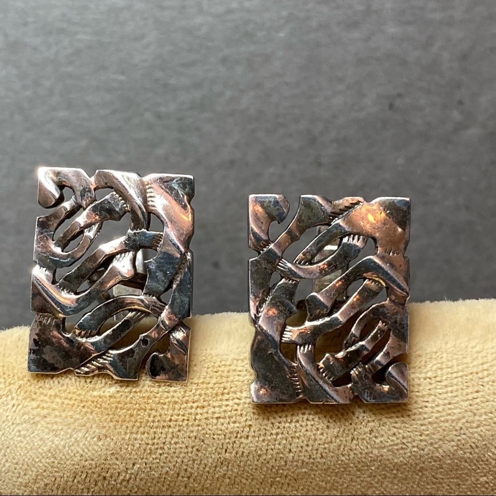 Vintage Fennwick & Sailors Sterling Silver Abstract Hands Knot Cufflinks